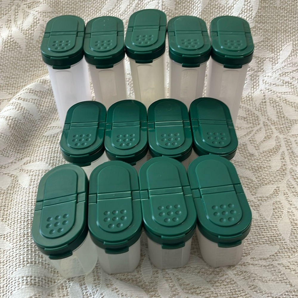 Tupperware Modular Mates Green Spice Shakers Containers Set of‎ 13